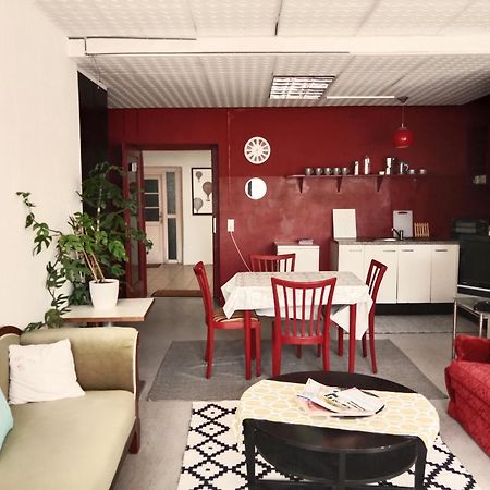 Lounge-Style-Hostel Sankt Veit an der Glan Esterno foto